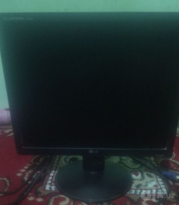 Monitor LG felatron sotiladi