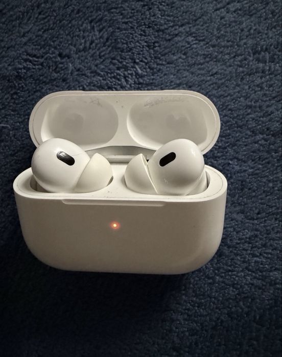 Casti  Apple AirPods Pro (a doua generație) model A2698.