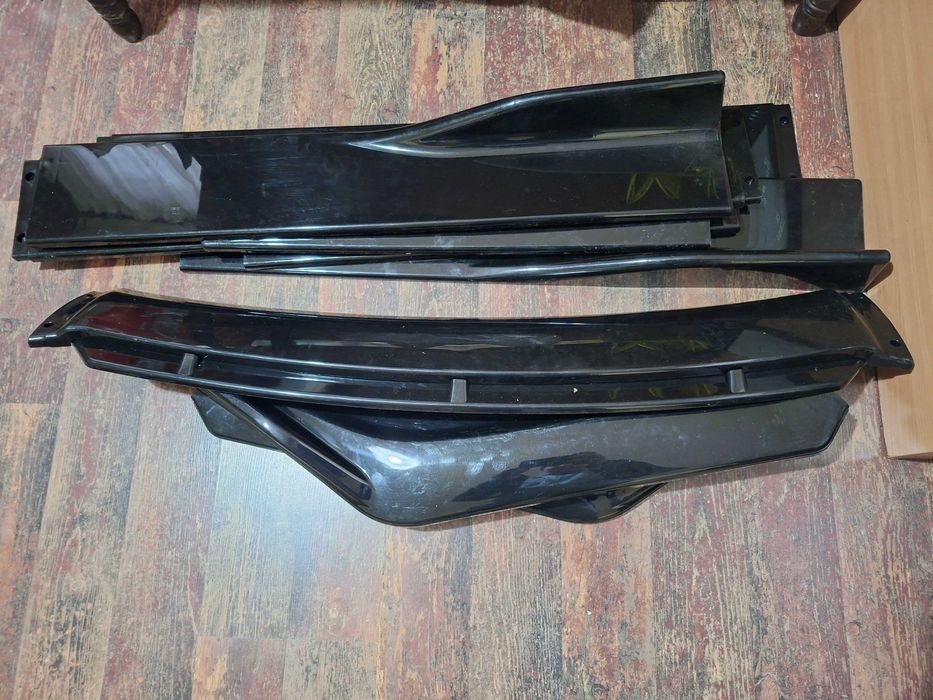 Лип за предна броня + добавка за праг BMW E39. E60 и други