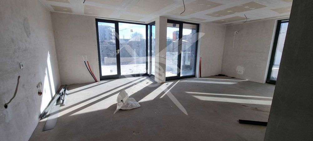 Тристаен апартамент в кв. Витоша № 93709