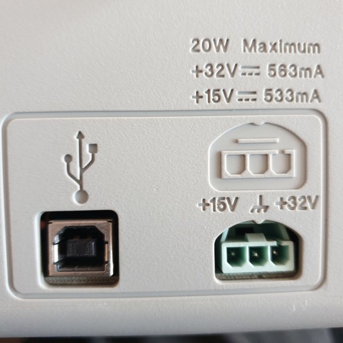 Цветной Принтер компактный HP Deskjet D1360