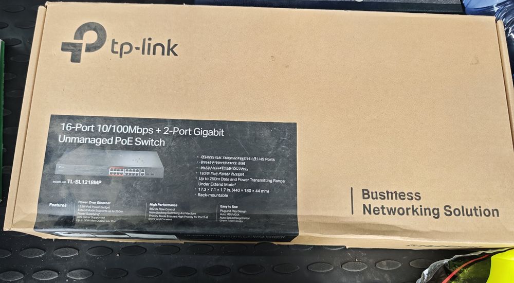 Коммутатор TP-LINK новый