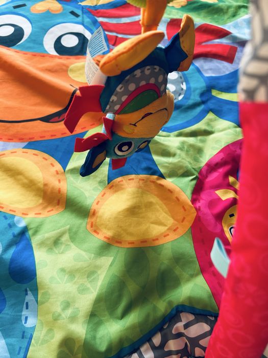 Playgro - Музикална активна гимнастика за бебета