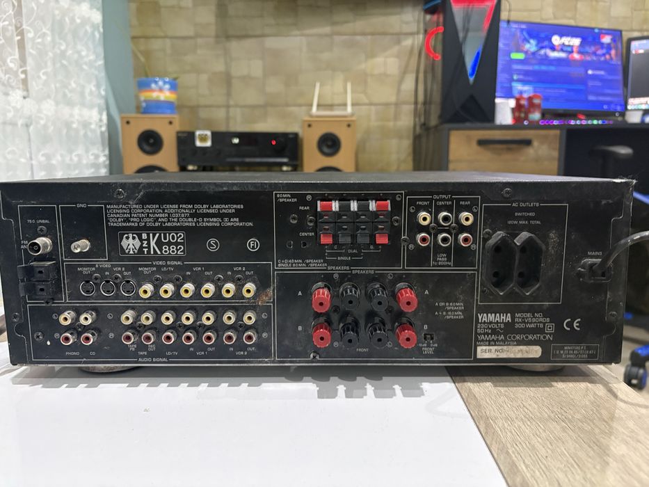 Yamaha AX-V590RDS усилвател