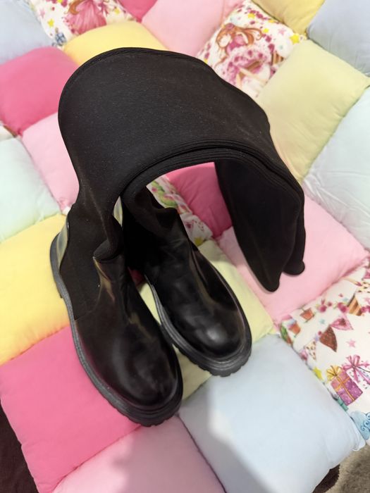 Cizme lungi negre