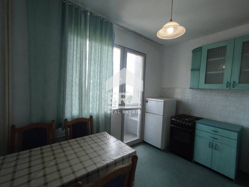 Дава се под наем Двустаен апартамент в Варна, Младост 1 - 40 кв.м за 205 € - Снимка #4