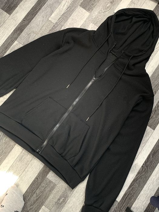 легкая кофта черная