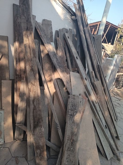 Доски в хорошем состоянии.