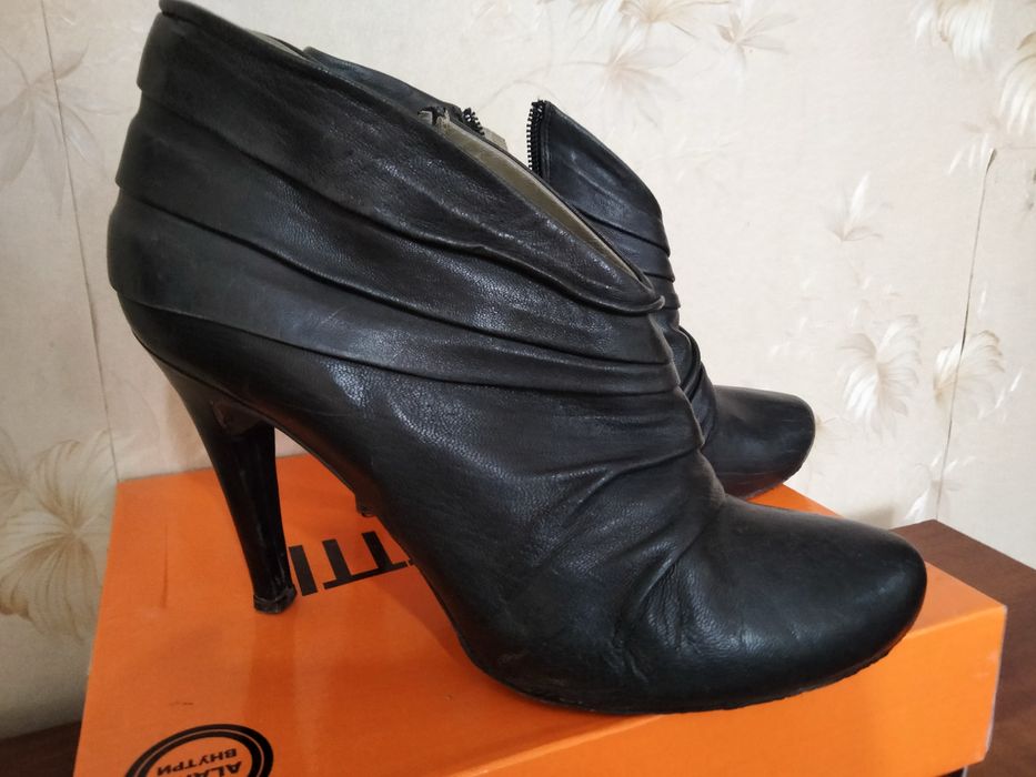 Женская обувь размер 38-39