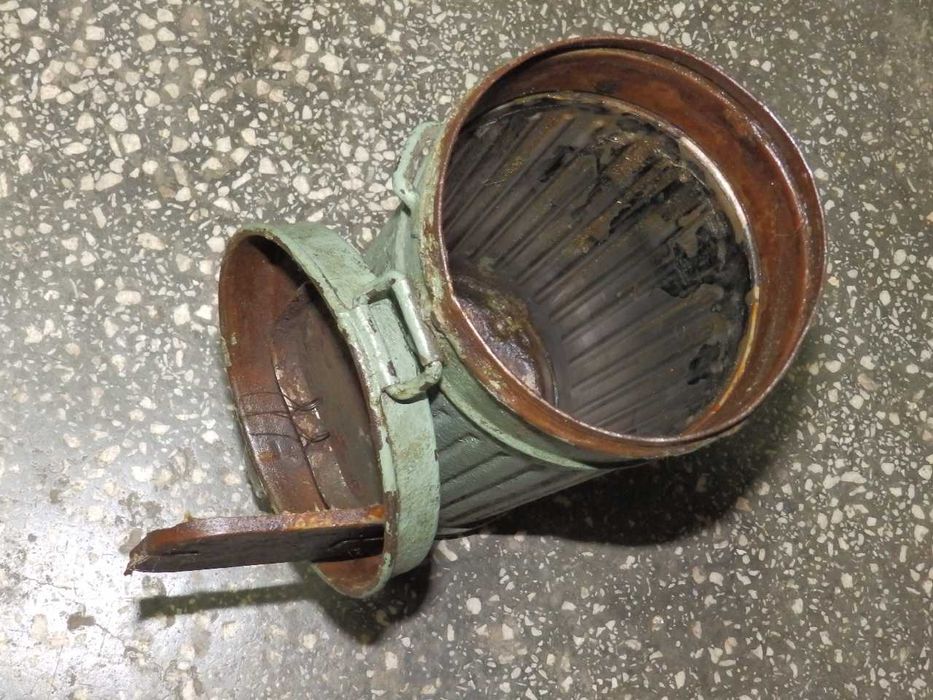 Стари военни предмети на различни цени