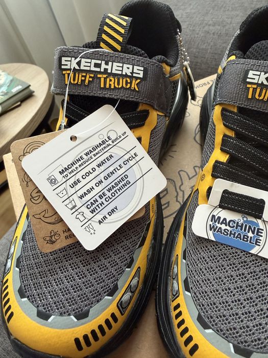 Детски маратонки Skechers SKECH TRACKS 33