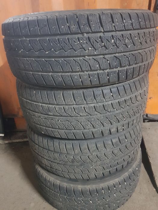 продам шины комплект