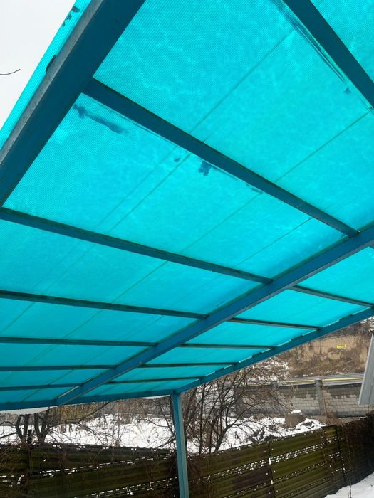 Готовый хорошый навес