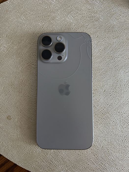 Apple iphone 16 pro max