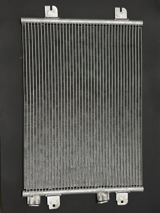 Vând condensator/radiator de aer condiționat pentru Dacia Logan I 1.5 dCi, 1.5 diesel (1461 cm³).