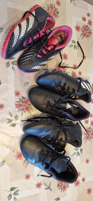 Lot ghete de fotbal Adidas