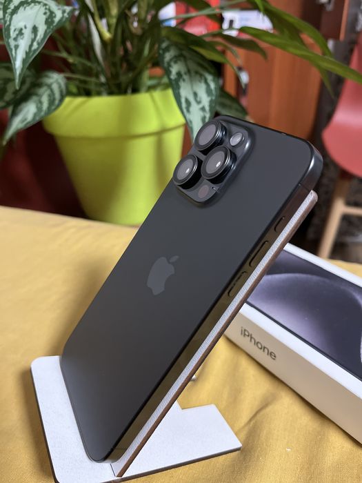 Iphone 15 pro max идеал акум 93% родной