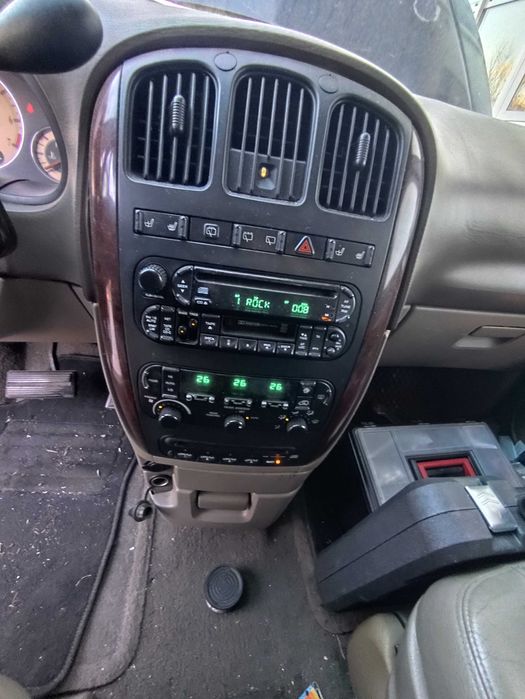 Chrysler Grand Voyager 3.3 L