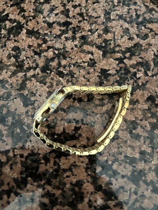 Часовник Swarovski