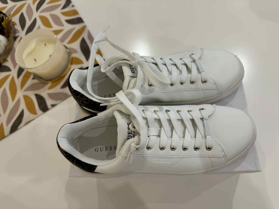 Дамски маратонки/кецове GUESS