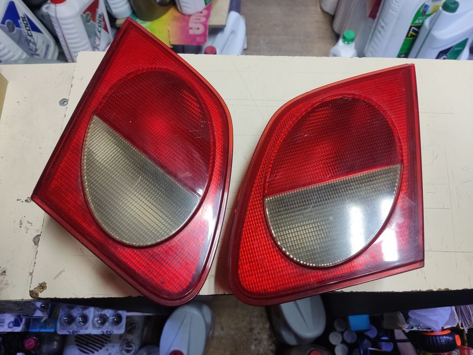 Фонари на багажник Mercedes Benz w210 лупарь