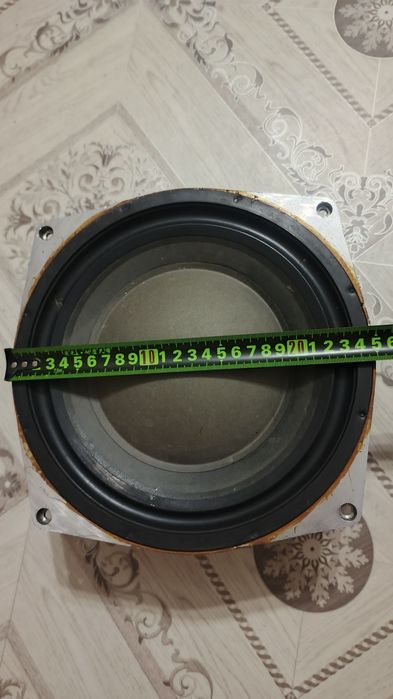 Продам Динамик НЧ