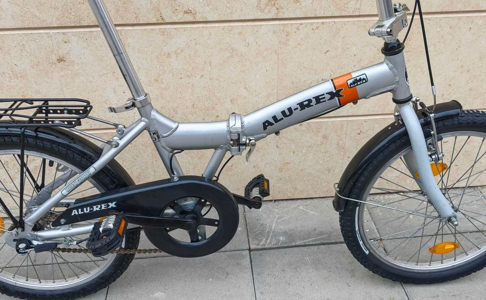 Германски алуминиев сгъваем велосипед 20" Изключително запазен