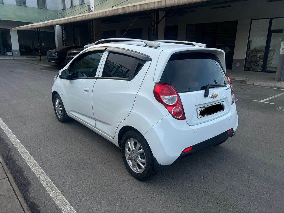 Spark 2022 avtomat срочно