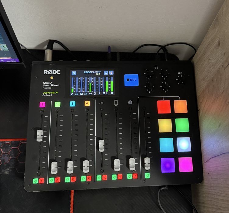 Rode caster pro