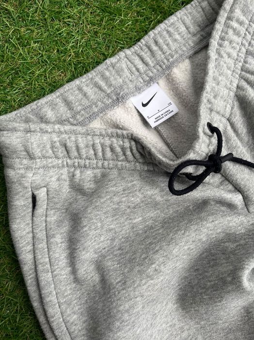 Дамско долнище : Nike Park Women’ s Fleece S