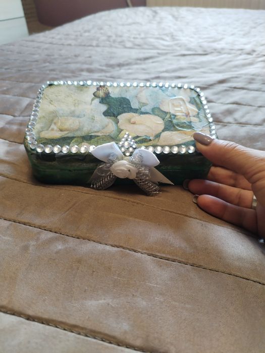 Бижутерски кутии за обици и накити. 5лв.брой