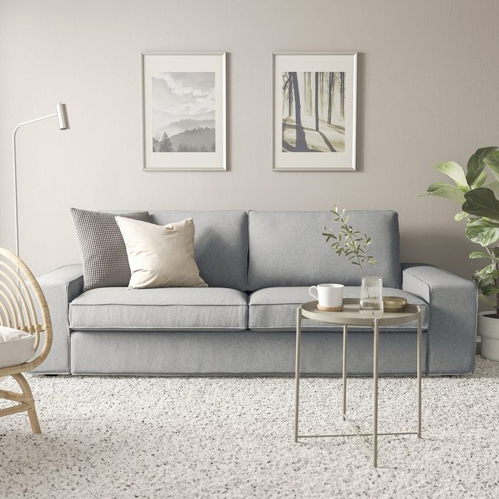 Нов триместен диван на IKEA модел KiVIK