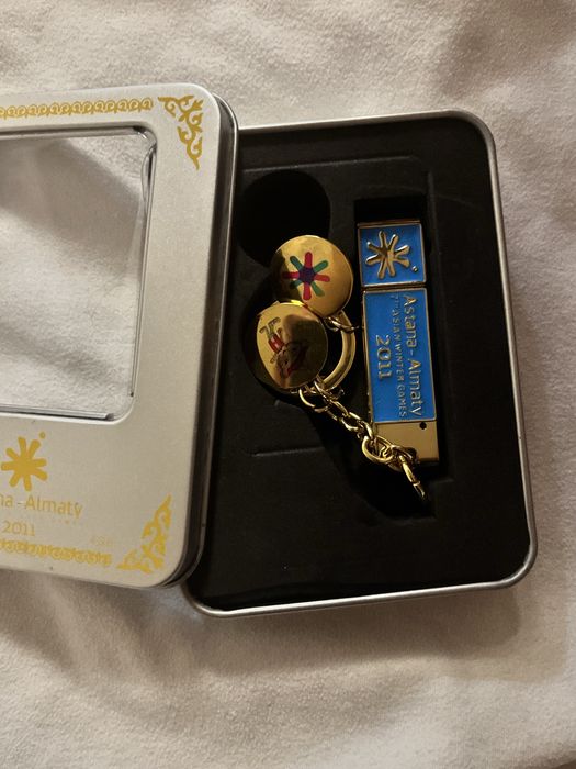 Флешка колекционный