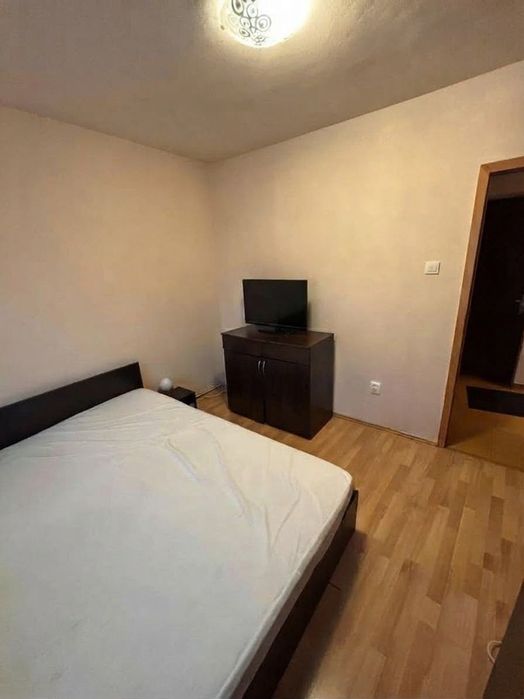 Vând Apartament 3 camere, Complexul Studențesc, 2 băi,centrală proprie