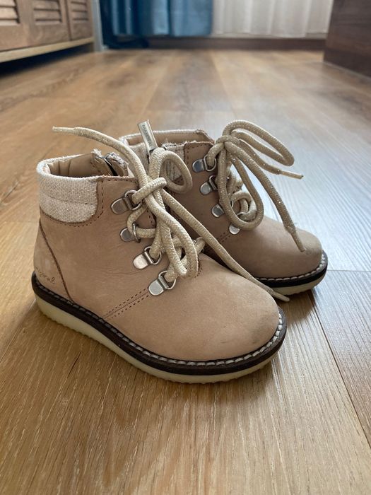 Боти за момиче 22 номер Mayoral