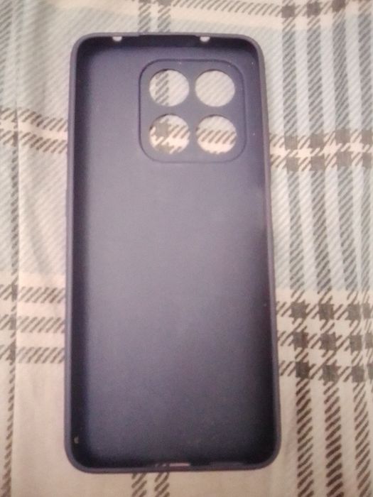 Калъф за смартфон,, Honor "цена 3 евро.