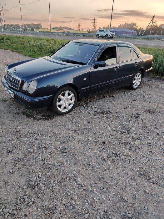 Продаются Mercedes-benz