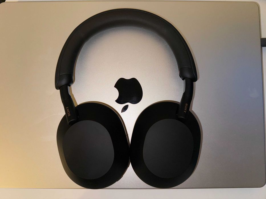 Безжични слушалки Sony WH-1000XM5 – като нови