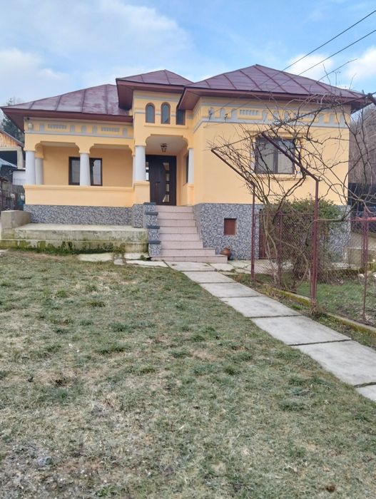 Casă de vinzare VARZARU