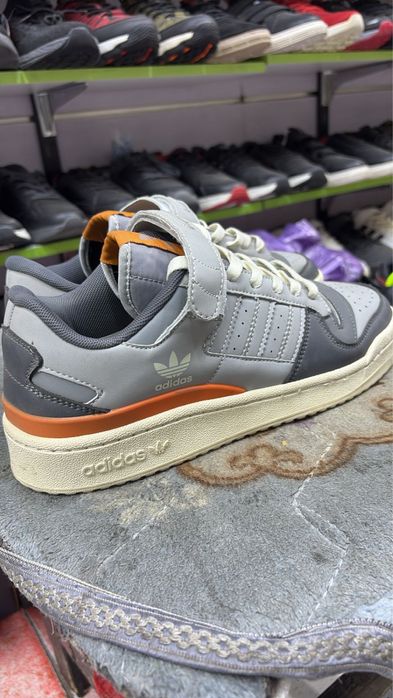 Крассовка Адидас