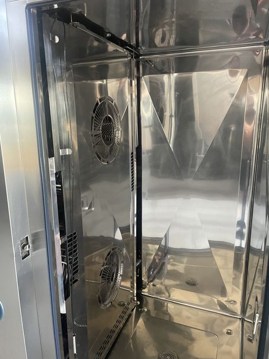 Готварски Конвектомат SCC 202/ 40 тави! Бг меню! Количка! ТОП ОФЕРТА!