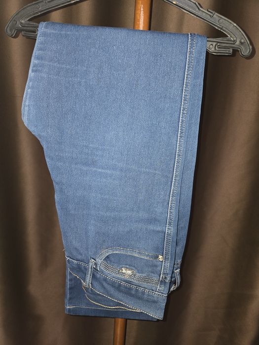 Продам женские вещи