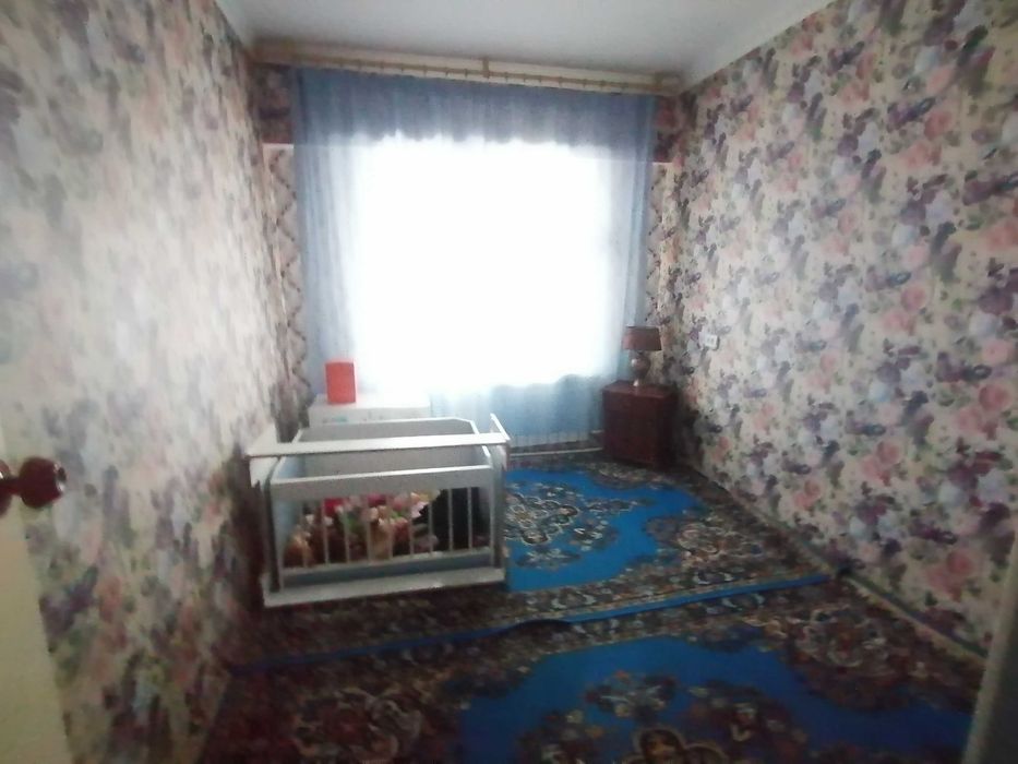 Продаётся 5 комнатная квартира.  5 хонали уй сотилади.