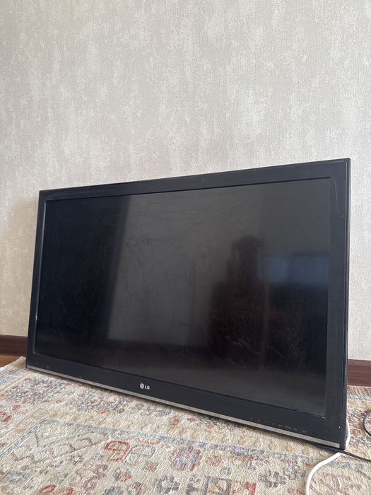 LG продается 107 см.