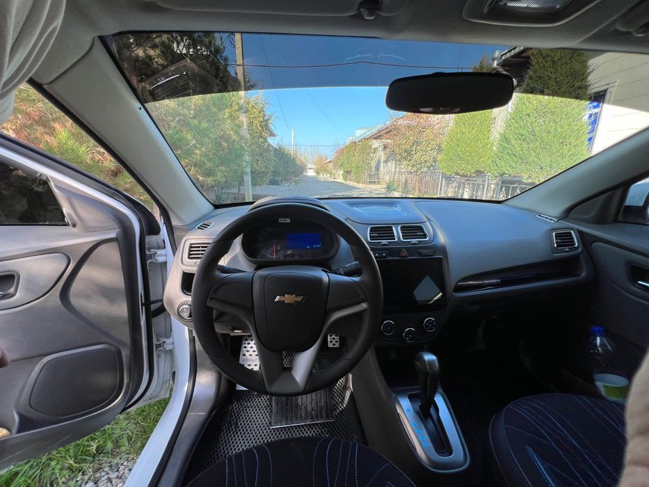 chevrolet  cobalt 4 pozitsya