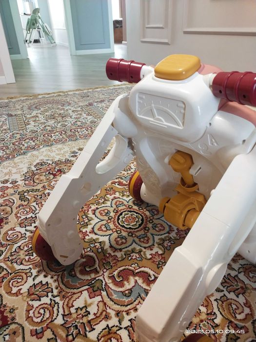 Детские игрушки разных возрастов