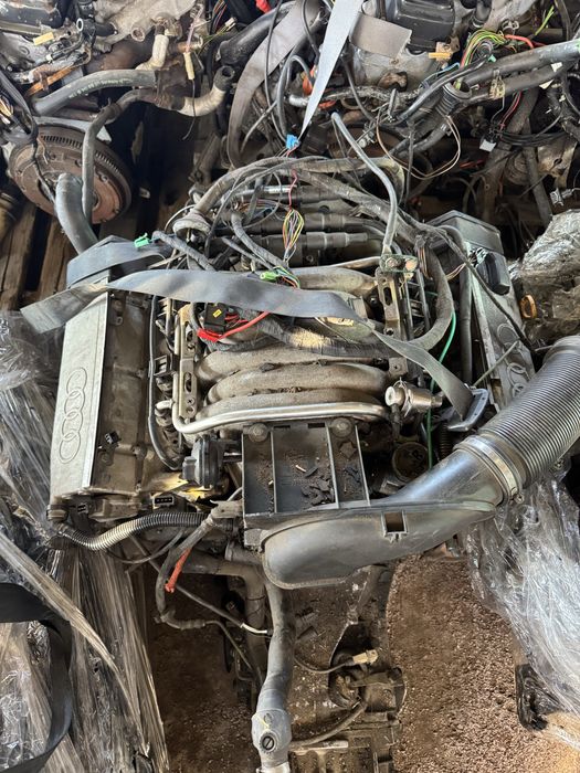 Продам Ауди 100 с3 с4 2,3 на разбор