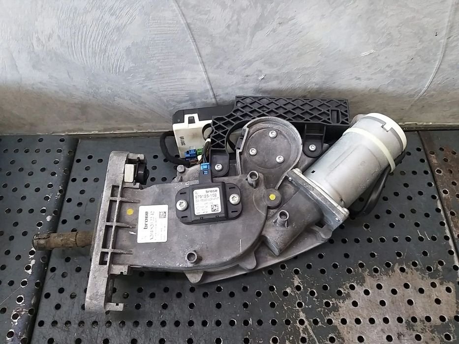 Modul motoras ridicare haion mercedes c class w204 a2048702826 a2048202242 979125102