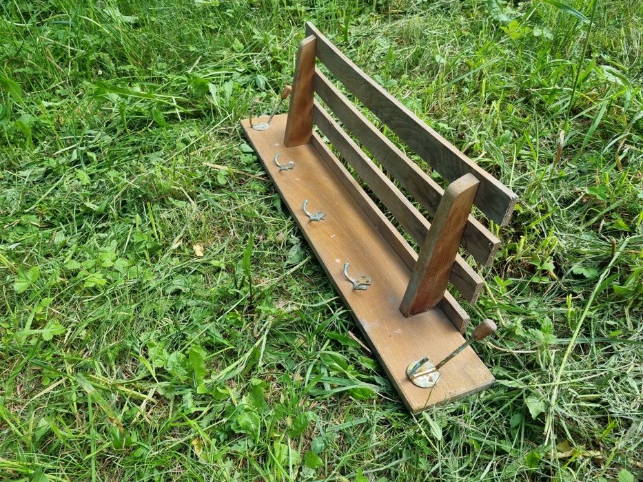 Закачалка за дрехи от соц-а