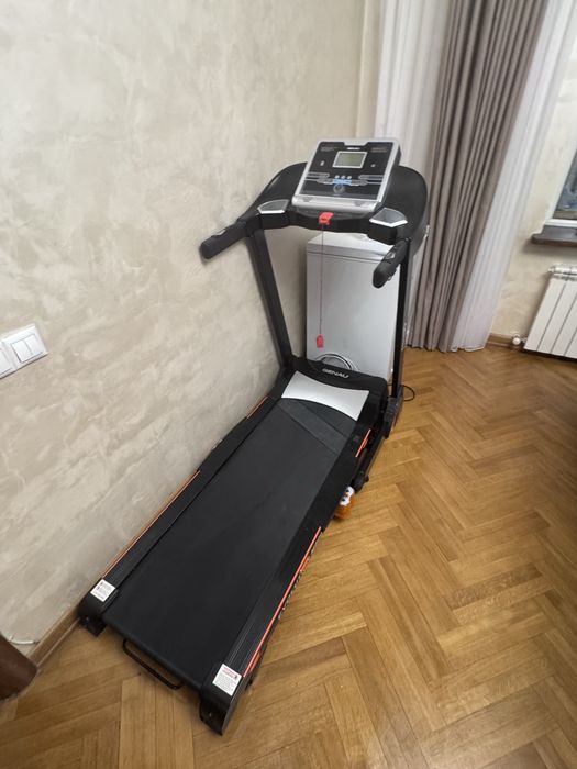 Беговая Дорожка GENAU EVOLUTION M800
